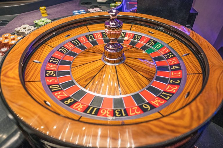 Discover the Thrill of Free Social Casino Games: Play Without the Risk!
